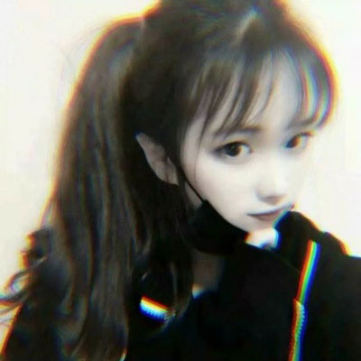 黑白女头像伤感高冷图片
