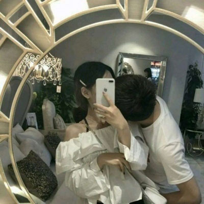 特别明显的情侣头像 霸气秀恩爱一对两张