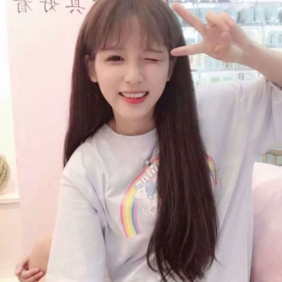 女生照片可爱单纯18岁 真实漂亮17岁女生照片大全