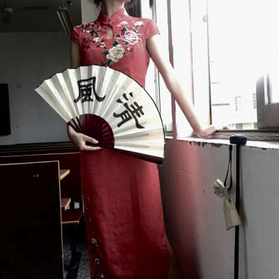 古风旗袍美女头像 真丝旗袍微信美女图片大全图片
