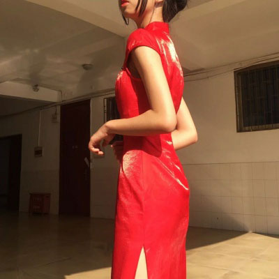 古风旗袍美女头像 真丝旗袍微信美女图片大全图片