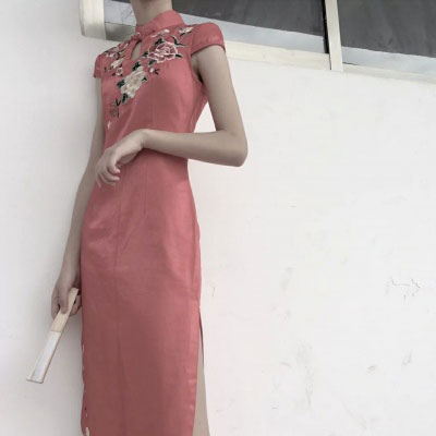 古风旗袍美女头像 真丝旗袍微信美女图片大全图片