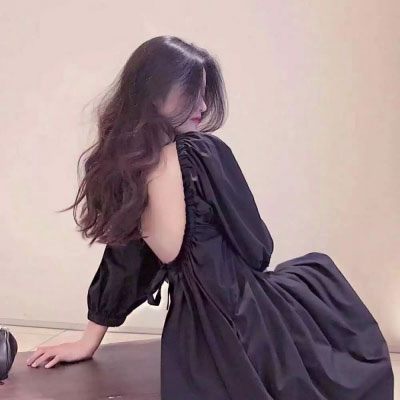 最近很火的社会头像女图片