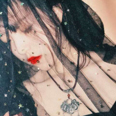 暗黑系头像女高冷图片