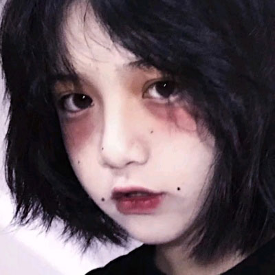 暗黑系头像女高冷图片