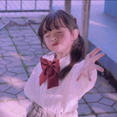 女生头像可爱呆萌小孩 真人呆萌小朋友头像图片