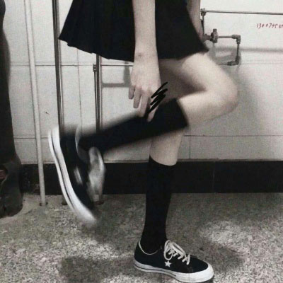优质部位女头腿控 女生部位头像腿较细