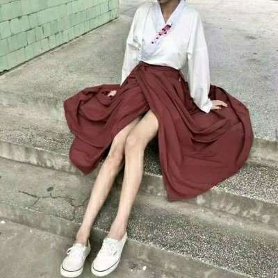 优质部位女头腿控 女生部位头像腿较细