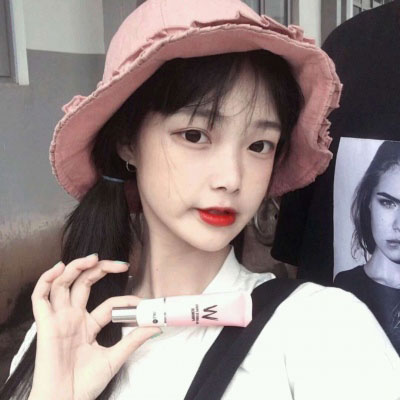 QQ二人闺头 闺密头像一呆萌一冷酷