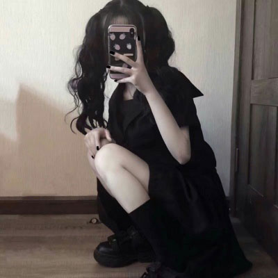 女头图片(拿手机挡脸)