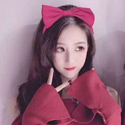 普通21岁女生照片图片 可爱少女图片