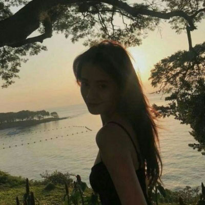  空间头像女生图片 最新qq空间头像背影系列
