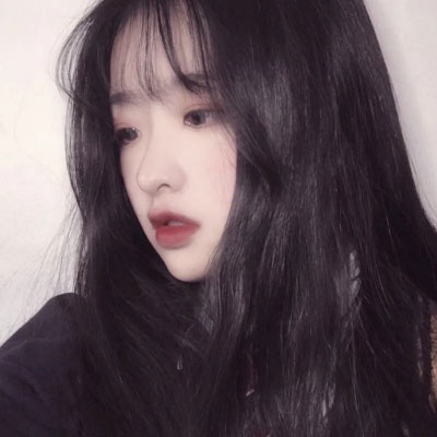孤独头像 女生头像伤感孤独一个人侧面图片