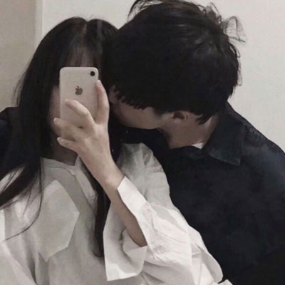 抖音情侣头像一左一右 抖音热门网红暖心情侣头像