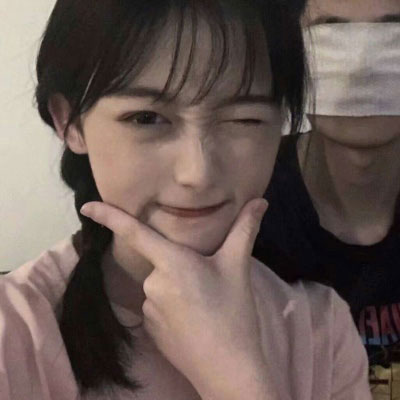 搞怪卖萌情头图片 比二比心情侣头像一左一右