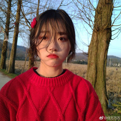 一组同一个女生的照片多张学生 漂亮女生图片一套图片
