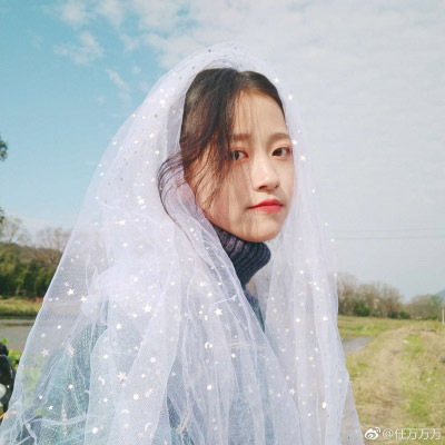一组同一个女生的照片多张学生 漂亮女生图片一套图片