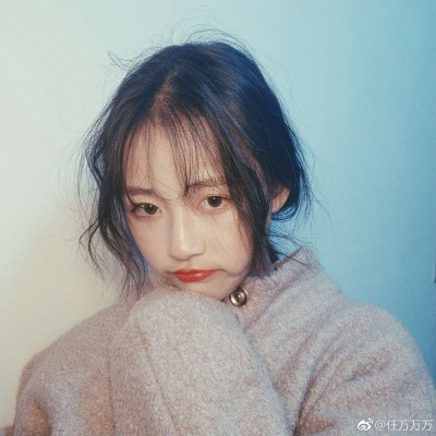 一组同一个女生的照片多张学生 漂亮女生图片一套图片