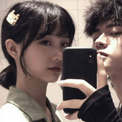 情头像情侣双人两张甜 超甜情头一左一右