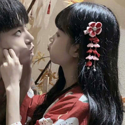 情头像情侣双人两张甜 超甜情头一左一右