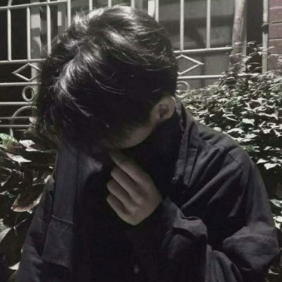 17岁男生照片同一个人 现实17岁帅哥照片多张图片