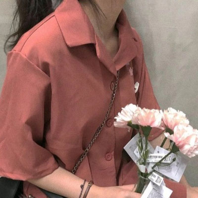 带来好运的微信头像花 拿花女生头像高清图片