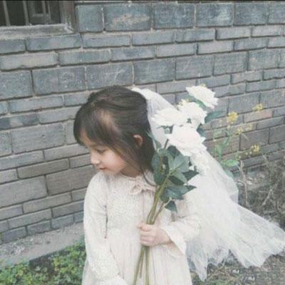 带来好运的微信头像花 拿花女生头像高清图片