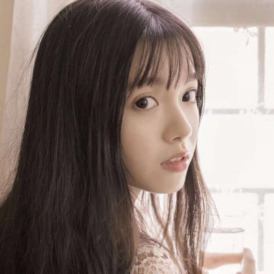淡雅头像女生 唯美淡雅好看美女图片同一人多张