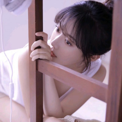 别致温柔女生头像同一人5张6张7张 漂亮美女头像温柔侧脸