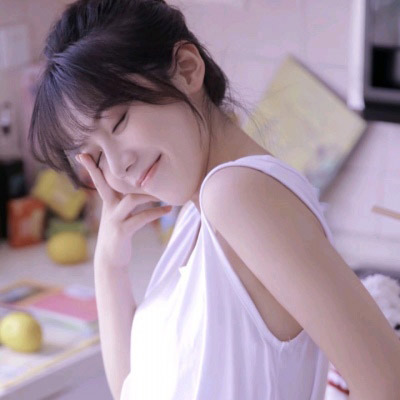 别致温柔女生头像同一人5张6张7张 漂亮美女头像温柔侧脸