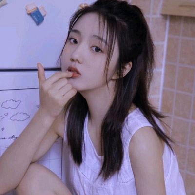 别致温柔女生头像同一人5张6张7张 漂亮美女头像温柔侧脸