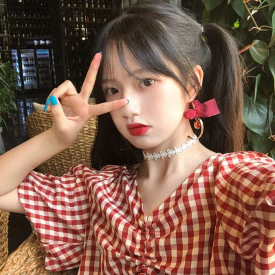 照片女可爱小清新霸气自拍 女照片霸气十足可爱图片