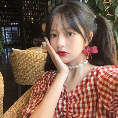 照片女可爱小清新霸气自拍 女照片霸气十足可爱