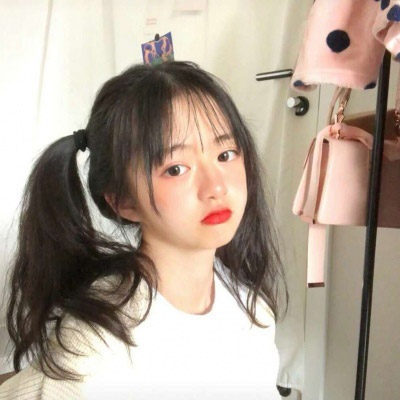 照片女可爱小清新霸气自拍 女照片霸气十足可爱图片