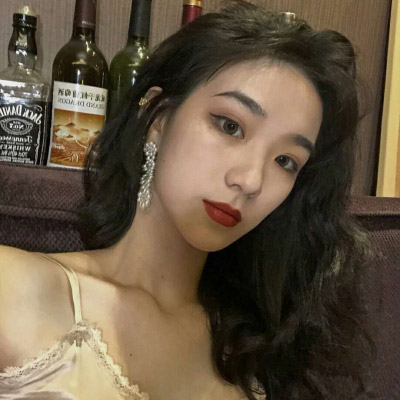 玩网女头像高清骚御 霸气高冷有气质性感在床上图片