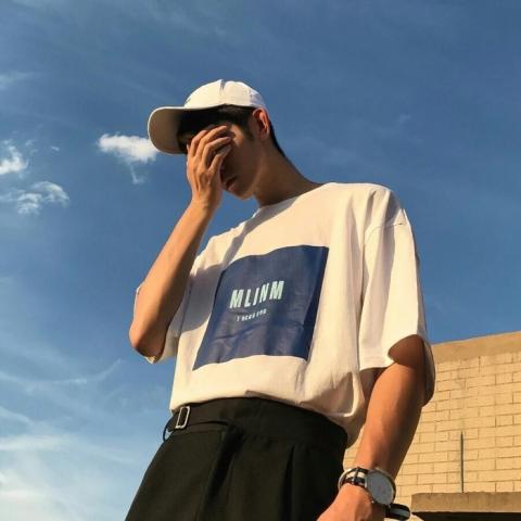 适合快手头像男小清新 快手超清晰帅气个性头像男