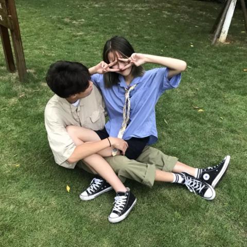 好看又低调的情侣头像 情侣清新图片一人一张