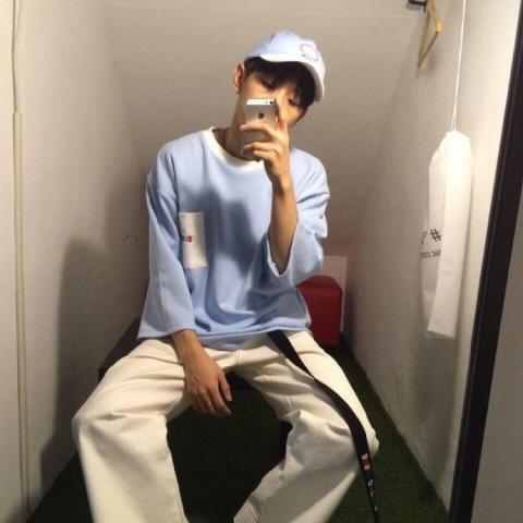 单人情头一人一张分开 情侣头像左右一张配对