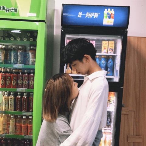 校园虐狗情侣超甜头像 情侣头像虐狗超拽霸气
