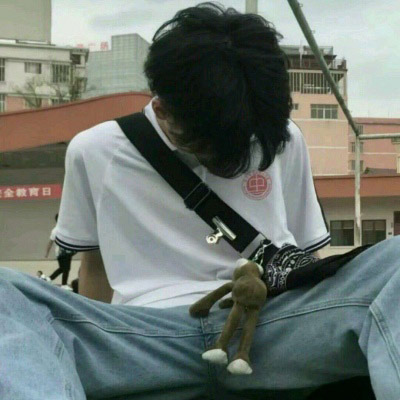 阳光干净的微信头像男