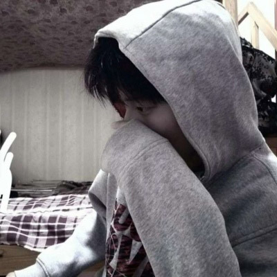 阳光干净的微信头像男