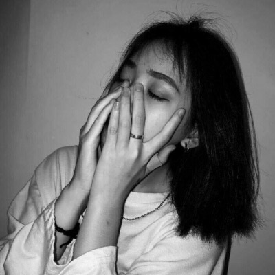 女生头像大全用手挡脸 黑色头像女生霸气挡脸