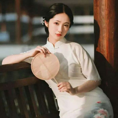 复古旗袍美女图片大全 穿民国y绑古典旗袍女人的微信头像图片