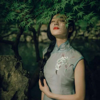 复古旗袍美女图片大全 穿民国y绑古典旗袍女人的微信头像图片