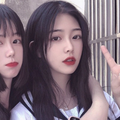 闺蜜头像一人一半真人 2张分开真人闺头