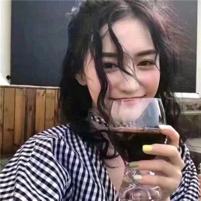 女生头像霸气黑色衣服图片