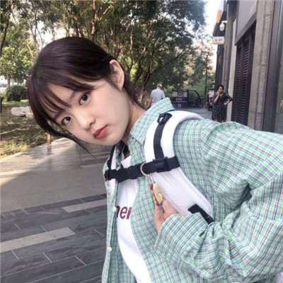 qq头像女生画中画最新图片