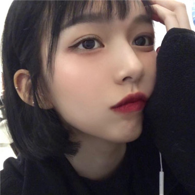 微信头像唯美女生短发图片