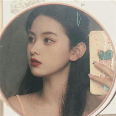 微信头像唯美女生短发图片