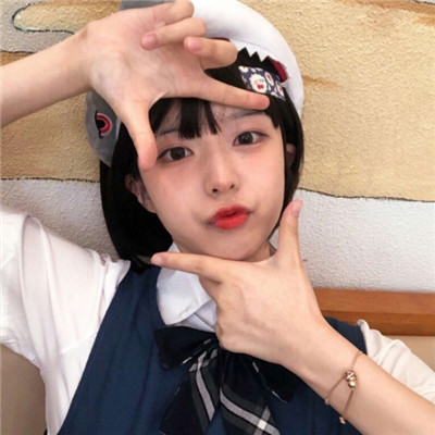 qq高清小清新女生头像图片